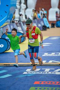 BIB: 5185, 100
                            <button type="button" onclick="openModal(22756688)" class="btn btn-primary btn-sm float-right btn-popup" data-toggle="modal" data-target=".modal-high-quality">
                        <i class="fas fa-shopping-cart"></i> Add to Cart
                    </button>
                                            <button type="button" onclick="isThisMe(22756688, true)" class="btn btn-success btn-sm float-right btn-popup btn-isme hidden" data-toggle="tooltip" data-placement="bottom" title="นี่คือรูปของคุณใช่ไหม คลิกที่นี่เพื่อเอาเข้าอัลบั้ม">
                        <i class="fas fa-plus"></i> Add to album
                    </button>
                    <button type="button" onclick="isThisMe(22756688, false)" class="btn btn-warning btn-sm float-right btn-popup btn-isnotme hidden">
                        <i class="fas fa-ban"></i> Remove from album
                    </button>